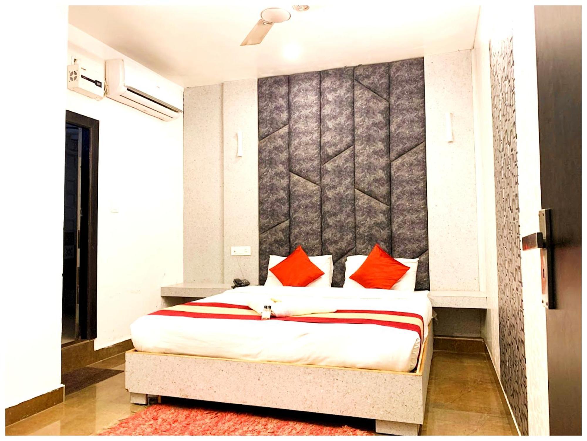 Grg Pardesi Hotel Haridwar Luaran gambar